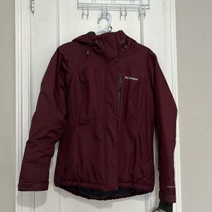 Columbia Omni-Heat Ski Jacket, Size Small, Colour Maroon